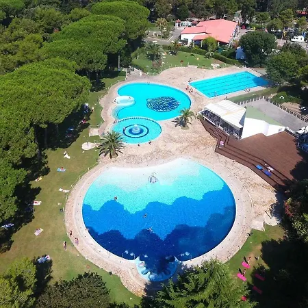 Belvilla By Oyo Villaggio C2 Baia Domizia
