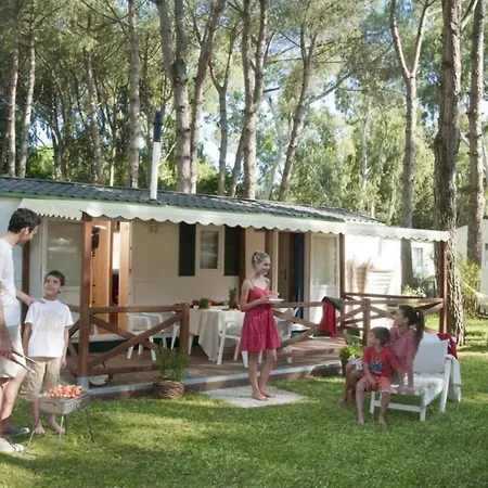 Belvilla By Oyo Villaggio C2 * Baia Domizia